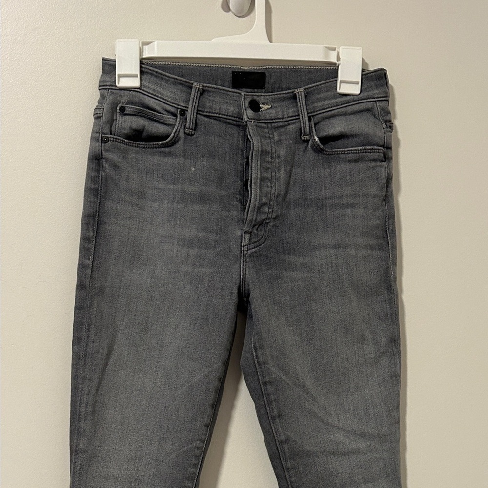 MOTHER The Stunner Ankle Fray in Chateau Secrets Size 28